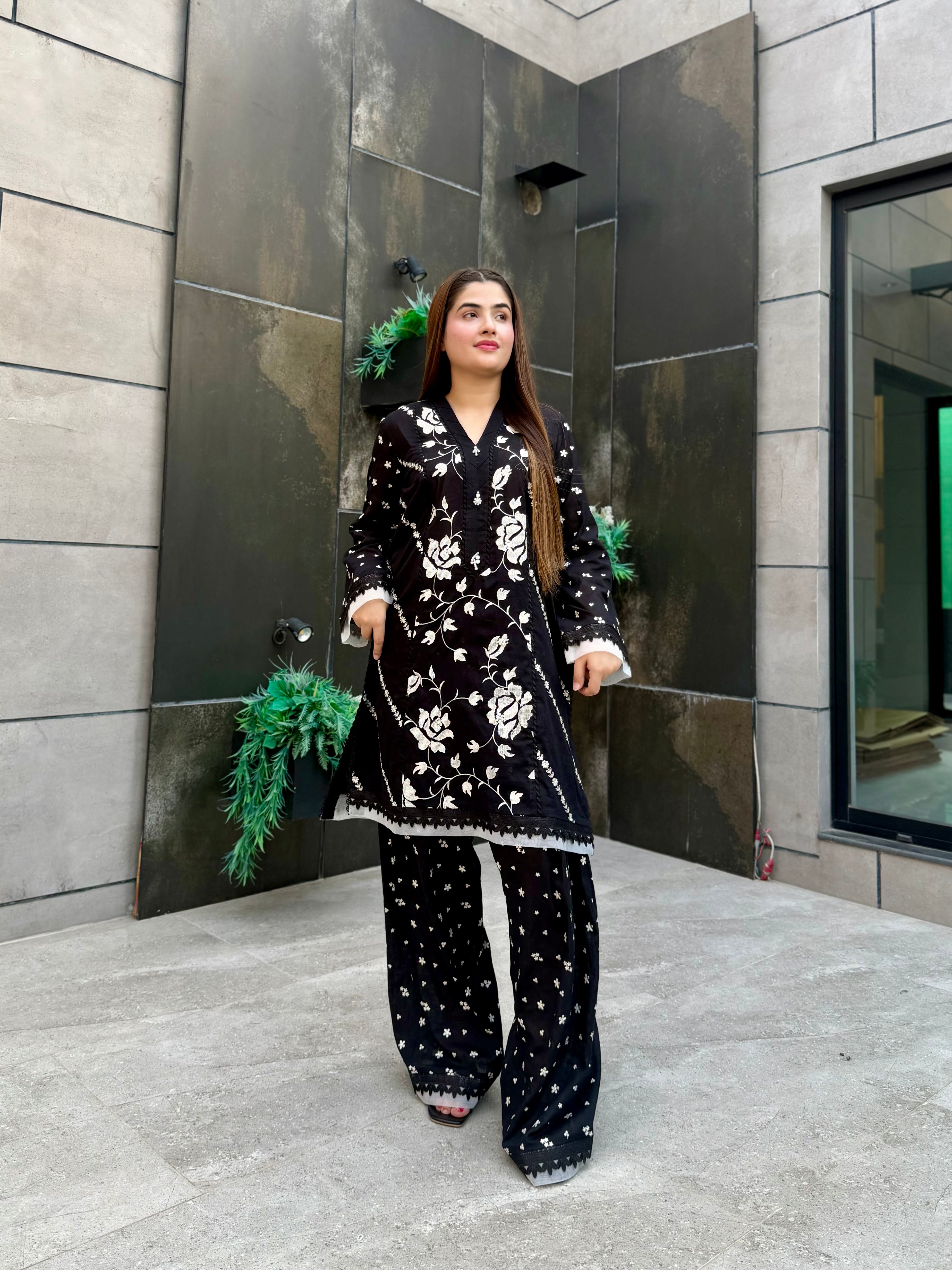 Two pc white on black embroidered lawn set