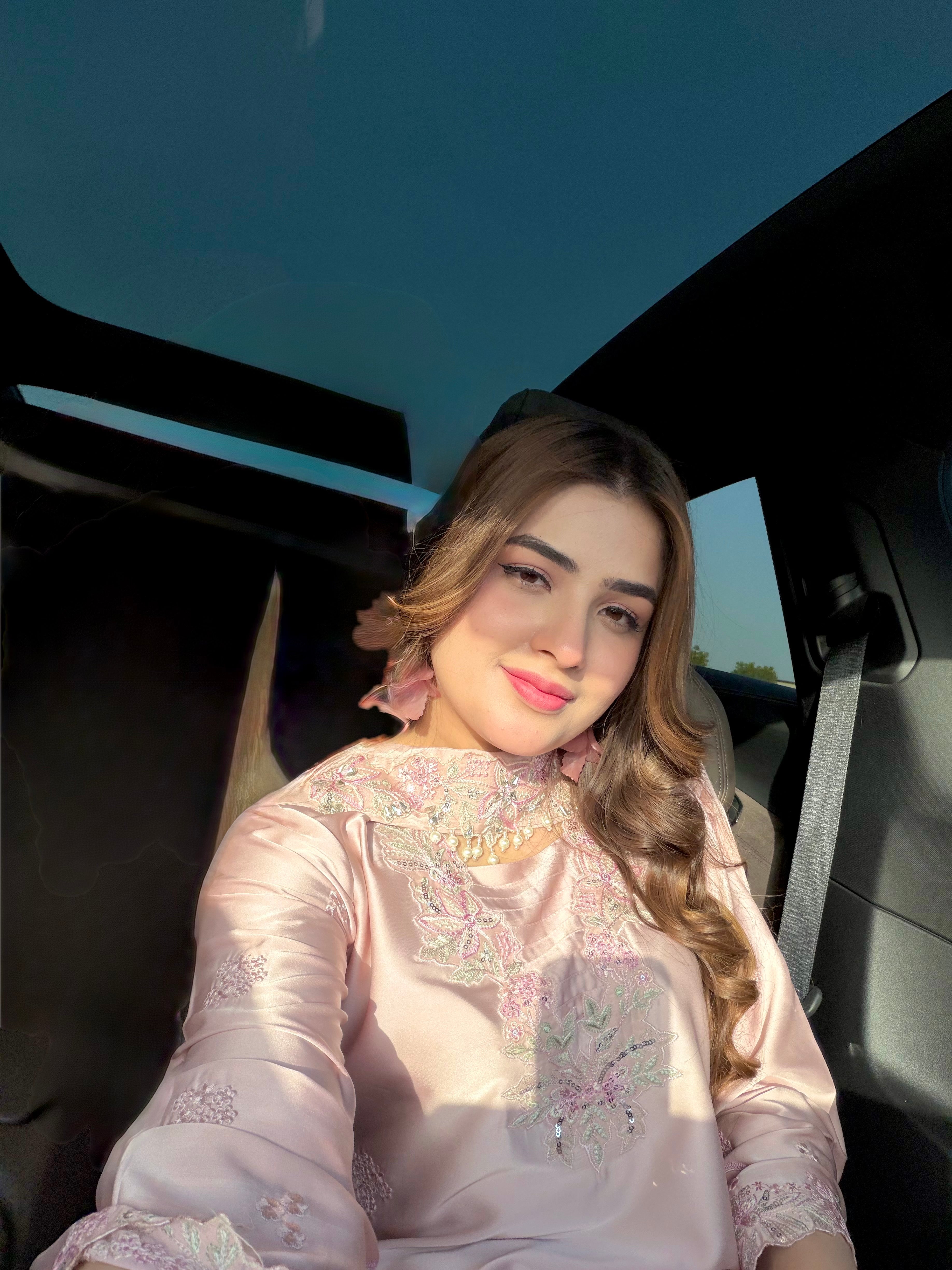 Sequins embroidered silk kaftan set